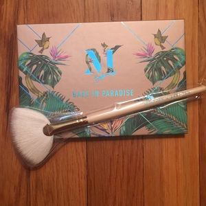 Morphe Babe in Paradise Highlighter Palette +Brush